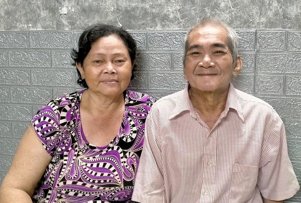 谢淑娟（左）与丈夫阮清光。