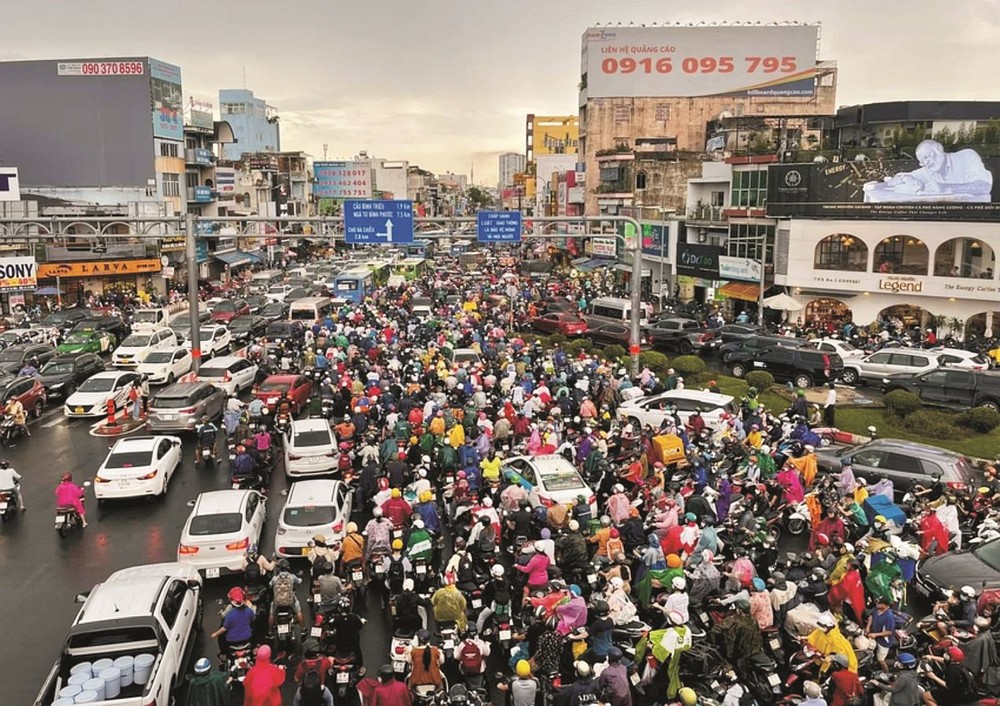 汽车收费是减少个人车辆的方案之一。