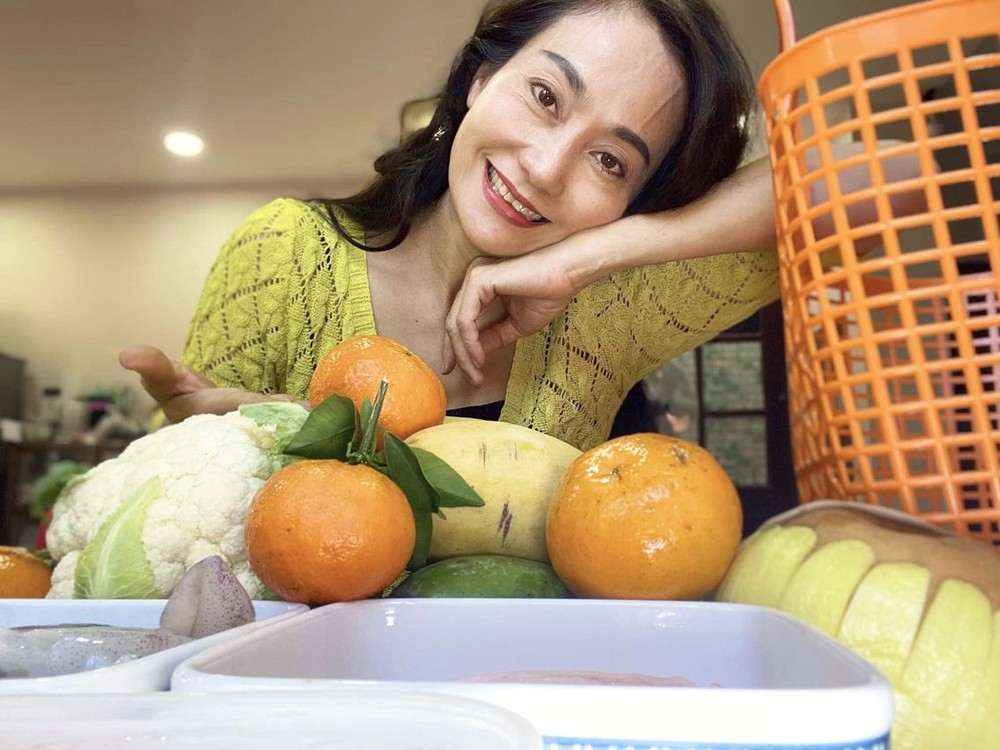 优秀艺人幸翠分享每天去街市的方法。