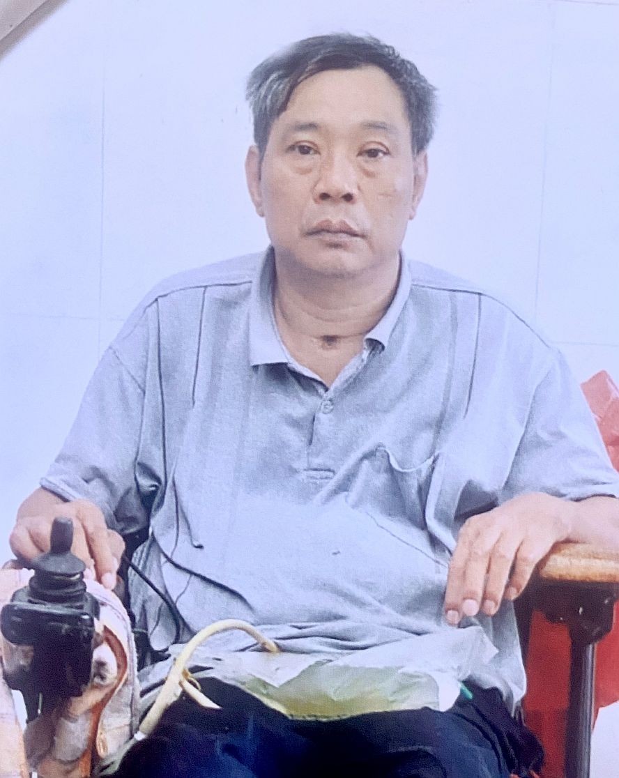 失去劳动力男子身患多病