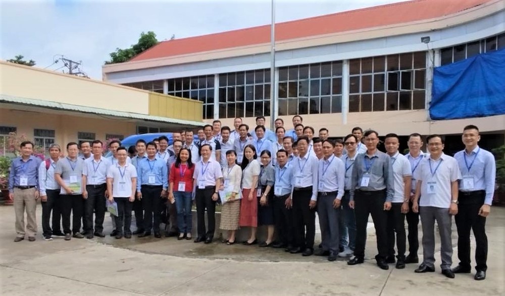 6月25日上午9时，市工业大学监考工作团已抵达芹苴市，开始为本届高中毕业考试服务做好准备。（图：清雄）