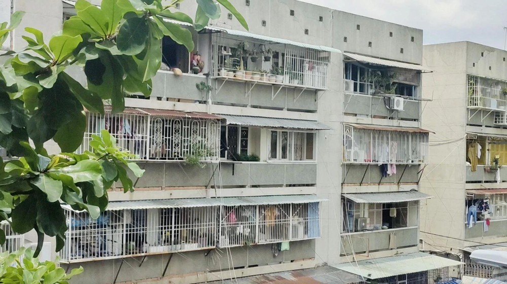 公寓“防盗笼”，火灾时阻碍逃生之路。（图：T.T）