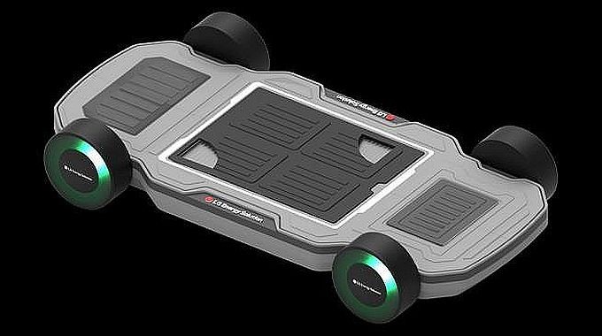 LG新能源软包磷酸铁锂电池。（图：互联网）