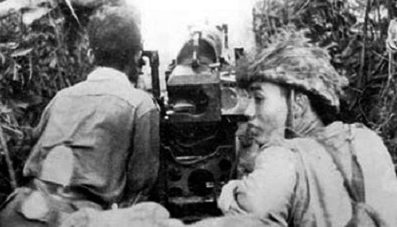 1947年，在越北战役中，我们军队和人民已保持密切配合，打败了敌人各场进攻，保卫重要根据地，巩固人民对抗战的信心。（图：越通社）