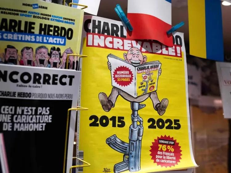 2025年1月7日，是法国讽刺周刊《查理周刊》遇袭十周年纪念日。十年前的这一天，伊斯兰圣战分子对该周刊发动血腥袭击，导致数十人伤亡。（图：互联网）