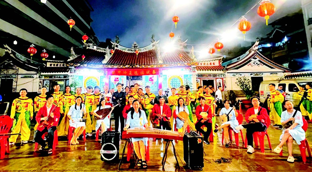 二府会馆本头公宝诞精彩表演节目。