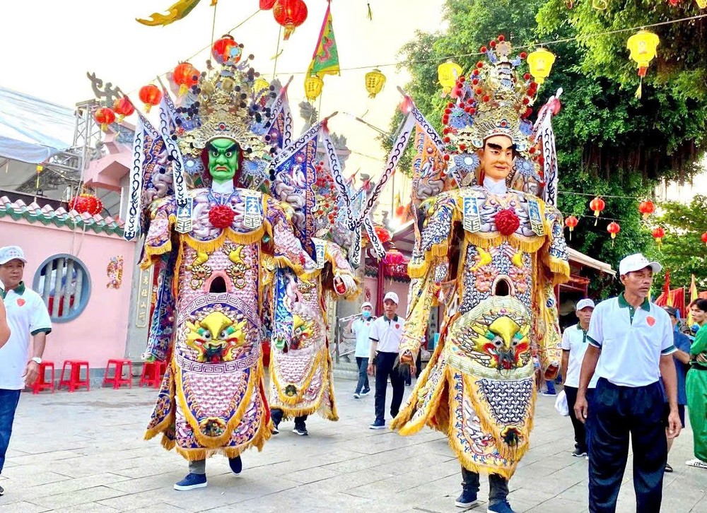 边和市七府古庙关圣帝君出游”明早举行。