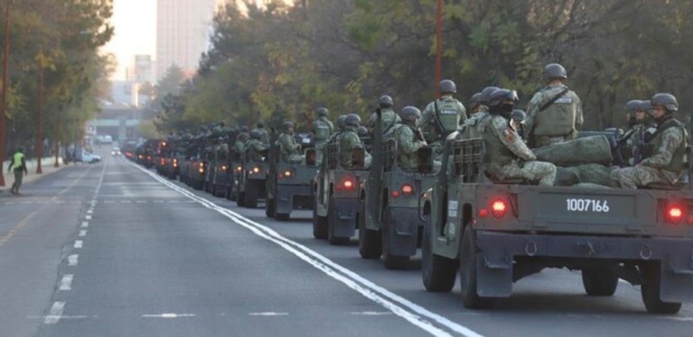 当地时间4日，墨西哥开始向美墨边境地区派遣数百名国民警卫队和军队人员。（图：互联网）