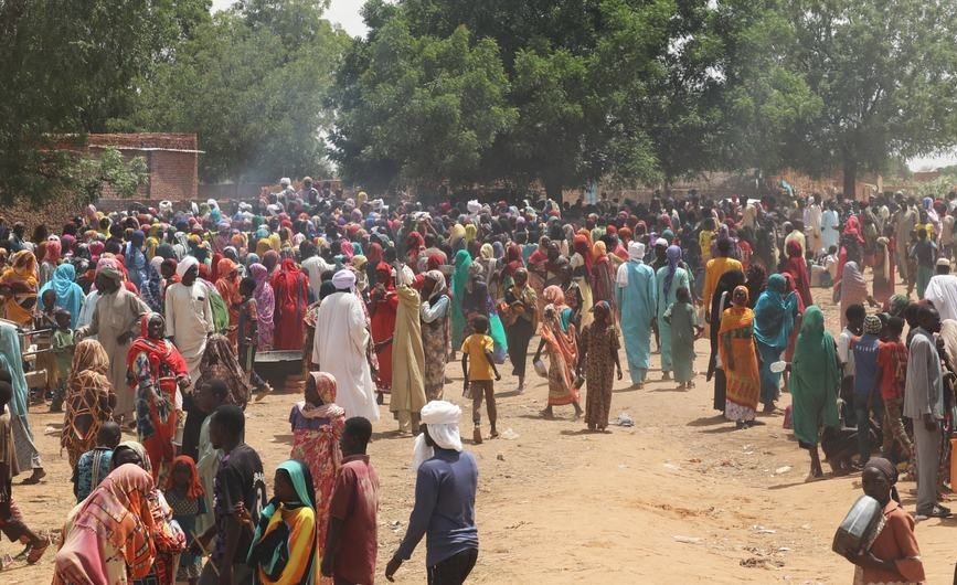 阿德雷的苏丹难民，这是苏丹和乍得之间的一个边境口岸，是苏丹数百万人的重要援助生命线。（图：联合国）