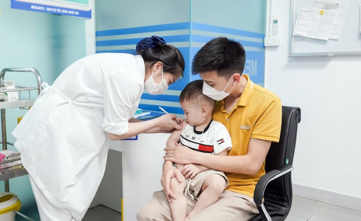 主动接种流感疫苗人数剧增。（图：双黎）