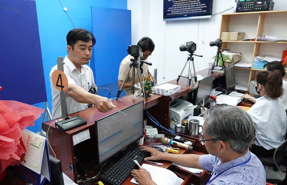 民众不必急于换发驾照