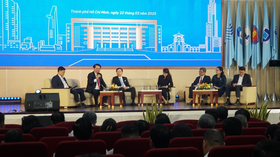 座谈会现场一隅。（图：黎孟）