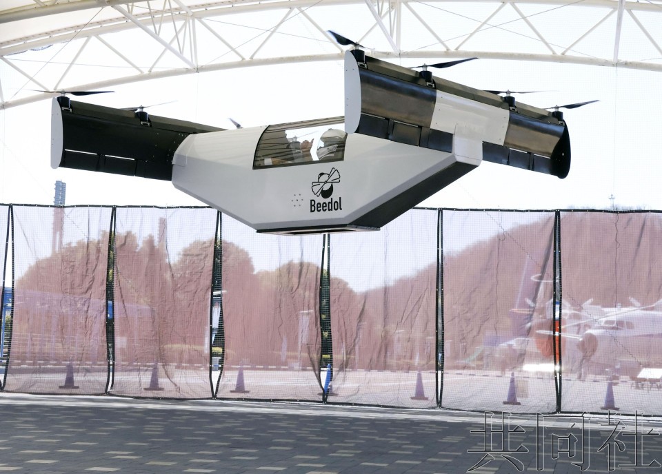 日本初创企业的飞行汽车首次载人试飞