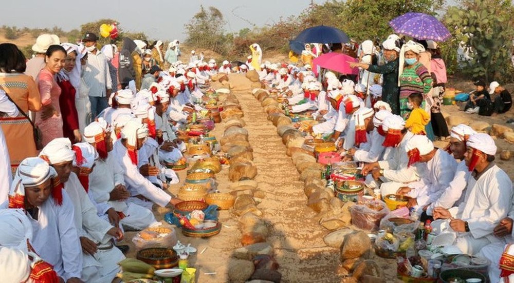 平顺省占婆族同胞墓园扫墓仪式。（图：TL）