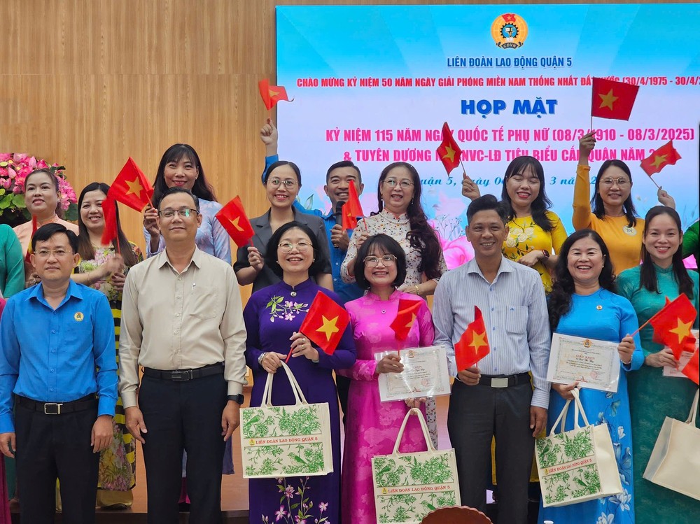 “事业与家庭兼顾”模范奖