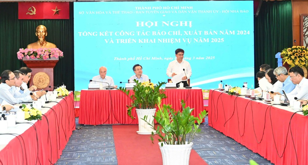 撰写本市突显问题新闻创作获表彰