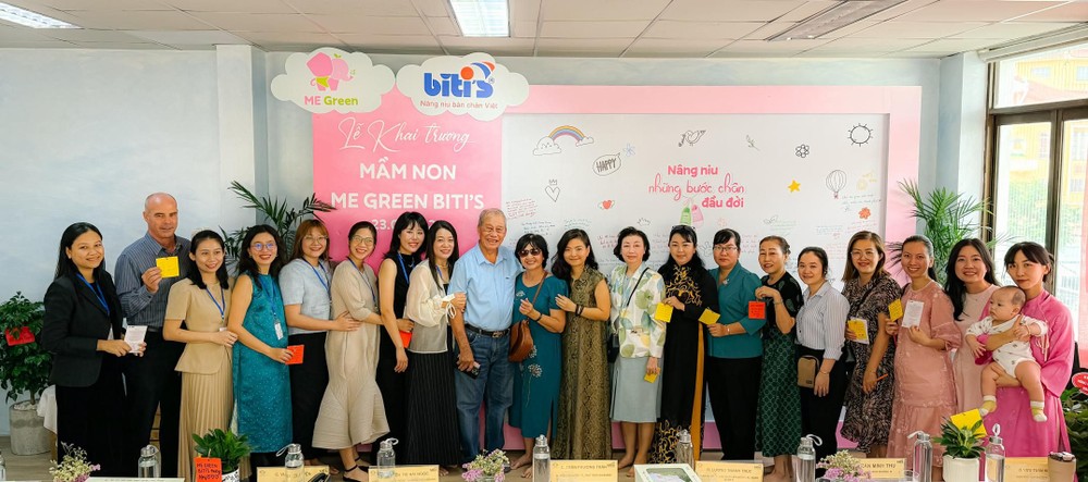 平仙公司总经理尤丽娟与各代表出席ME Green Biti's幸福幼儿园仪式。