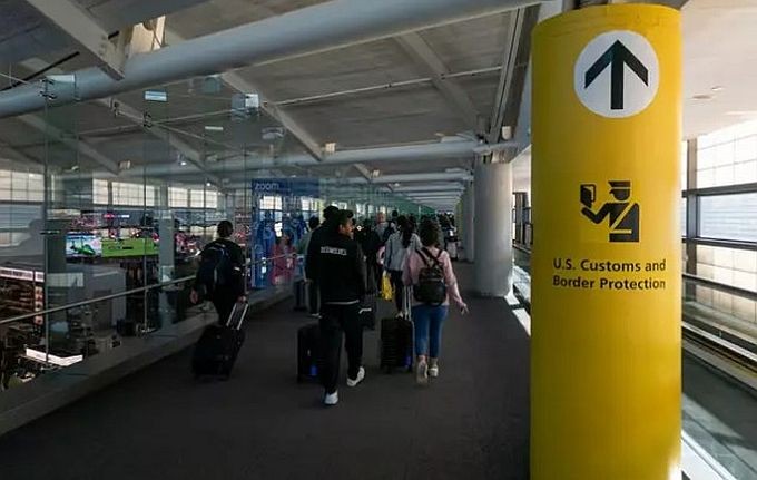 近日多名欧洲公民入境美国时被捕。（示意图：互联网）