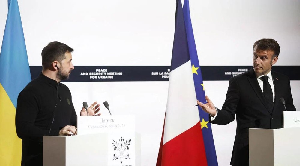 马克龙与泽连斯基一同会见媒体。（图：互联网）