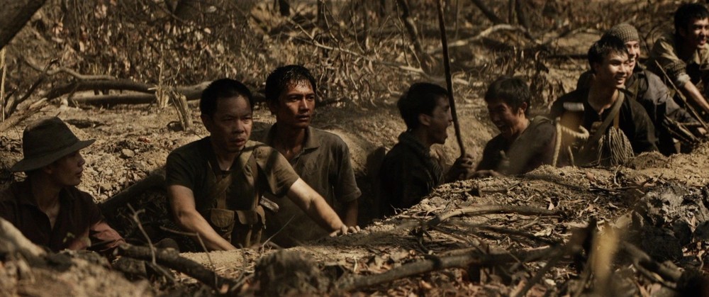 电影《地道：黑暗中的太阳》中的场景。