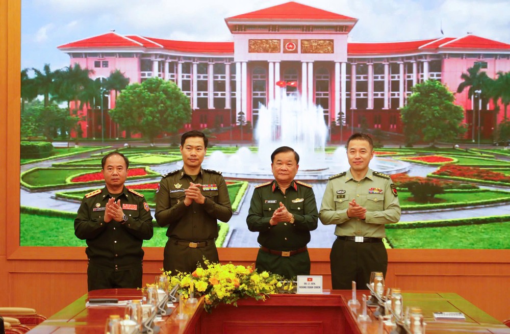 邀请3国国防部举派军人参加阅兵游行