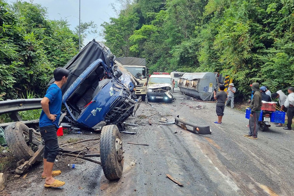 事故现场。（图：飞龙）