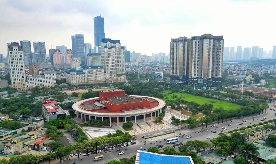 越中友谊宫于2017年11月落成，是中国党、国家、政府和人民赠送给越南的具有重要政治与外交意义的特殊建筑工程。这是举办两国政治、外交、文化等重要活动的场所，同时也是越南和中国民众了解彼此国家、人民和文化的目的地（2024年10月14日）。（图：越通社）