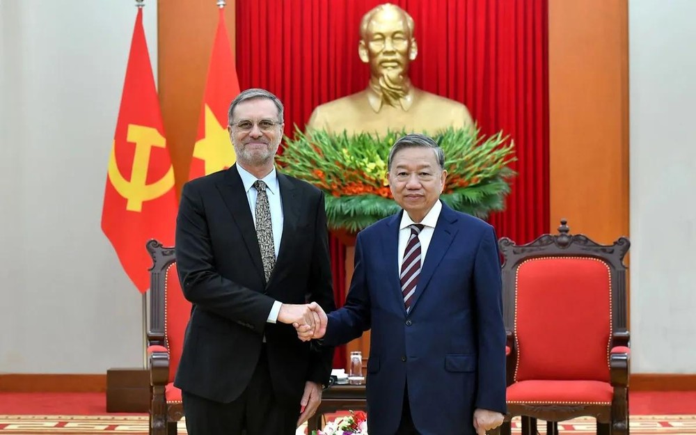 2025年4月18日简讯