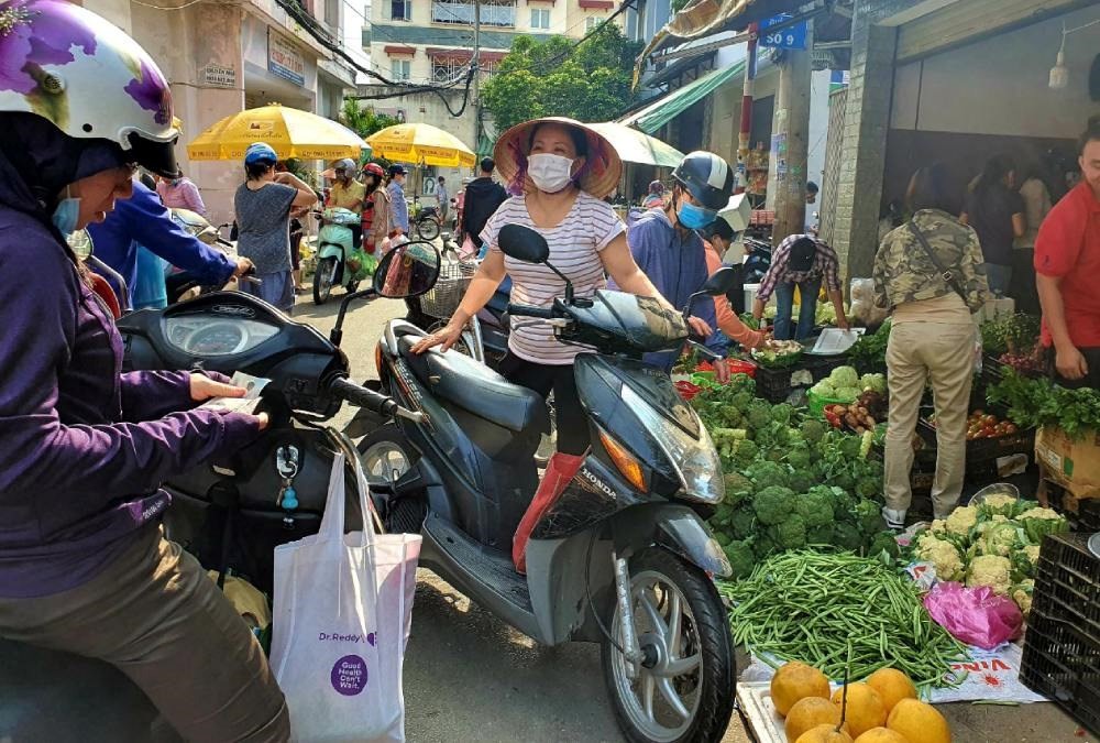 本市翁岭桥市场。