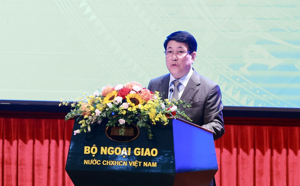 国家主席梁强在研讨会上致辞。（图：VGP）