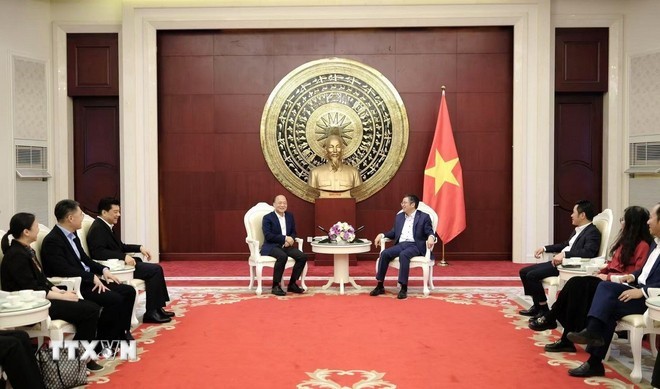 越南驻中国大使范青平会见广西壮族自治区人民政府副主席廖品琥。（图：越通社）