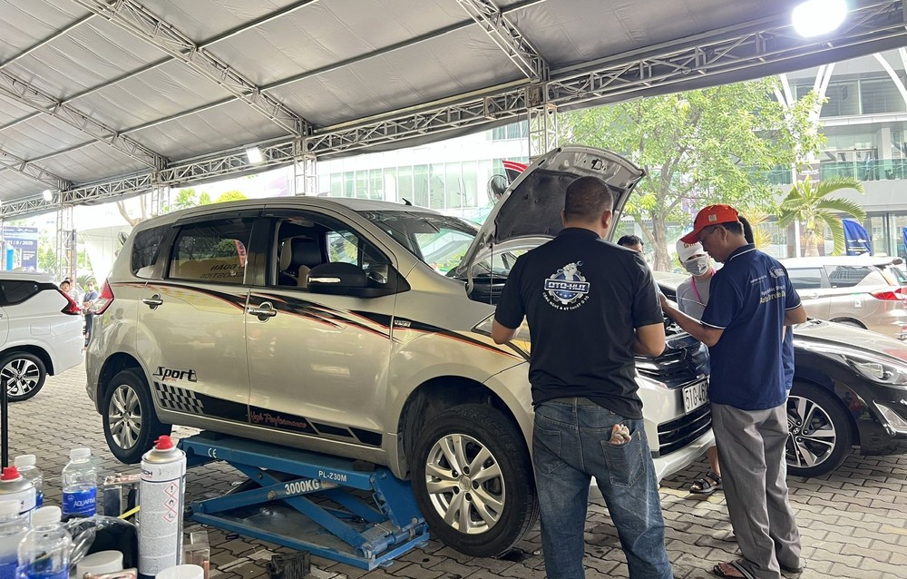 汽车需要定期进行保养和维护以确保排放达标。（示意图：互联网）