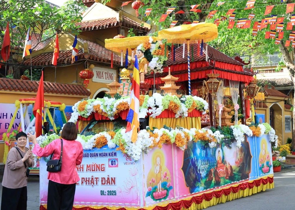 馆使寺加紧筹备恭迎佛舍利子工作