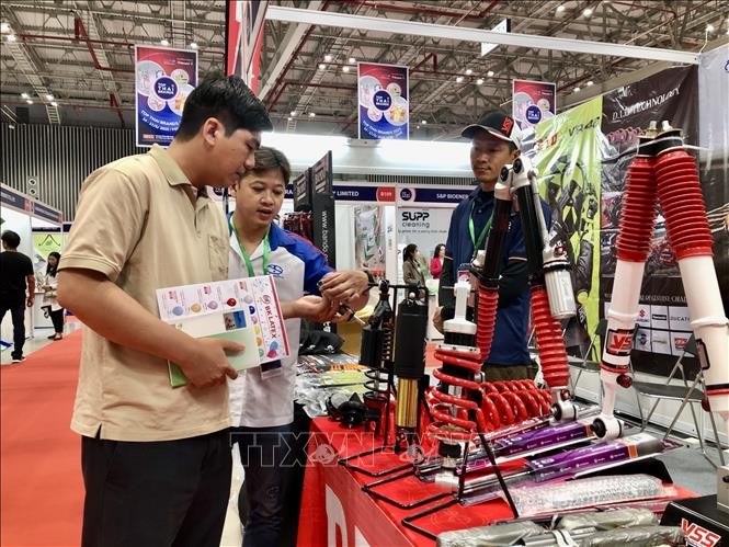 展会一隅。（图：越通社）