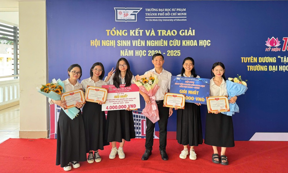 中文系大学生荣获「大学生科学研究」比赛一等奖