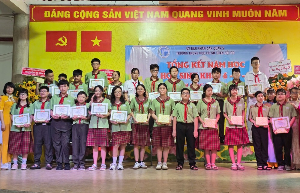 各所中小学成绩优异