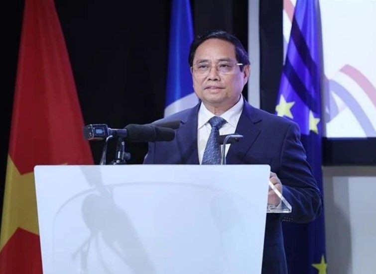 越南政府总理范明政出席越法企业论坛。（图：越通社）