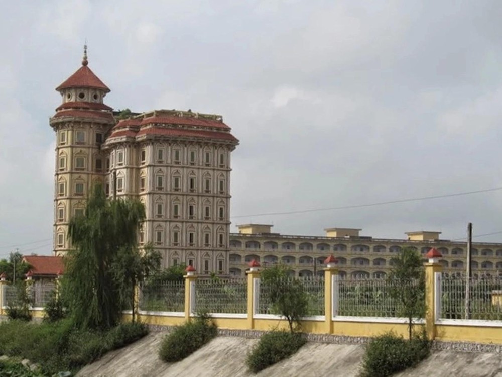 河华仙大学一隅。（图：hanam.gov.vn）