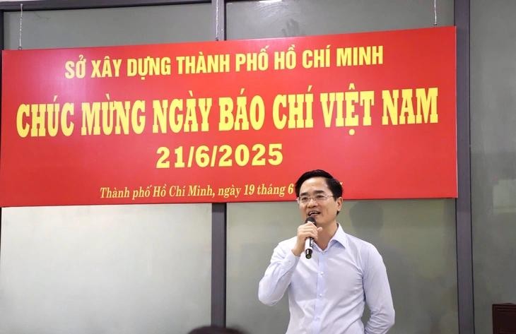 市建设厅代厅长陈光林在新闻媒体记者会晤上发言。（图：S.N）