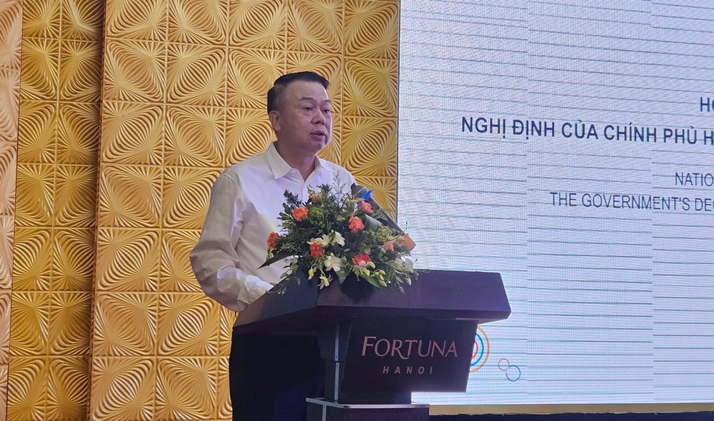 财政部副部长阮德芝在会上发言。（图：）