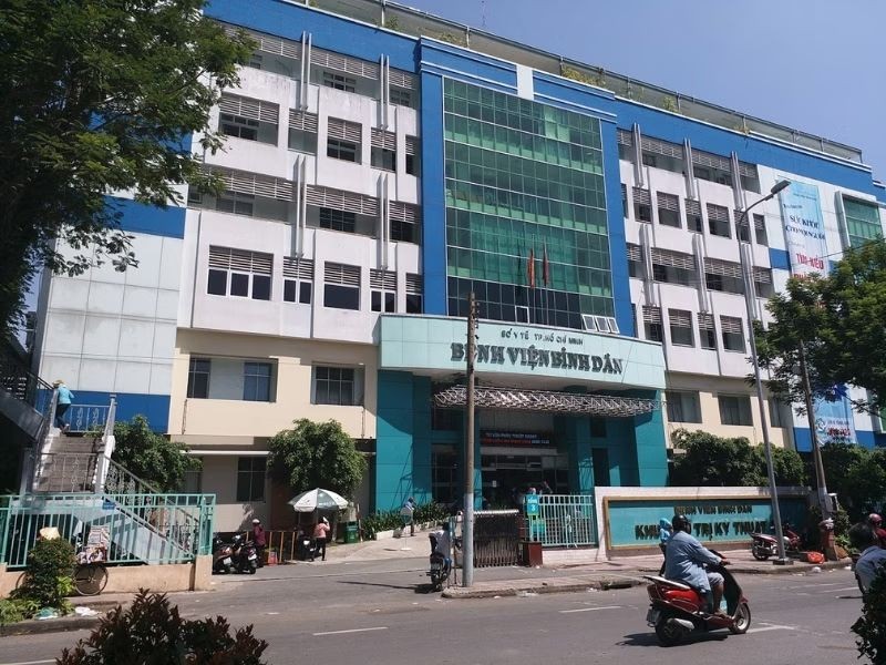 平民医院居本市医疗质量最佳前十所医院榜首。