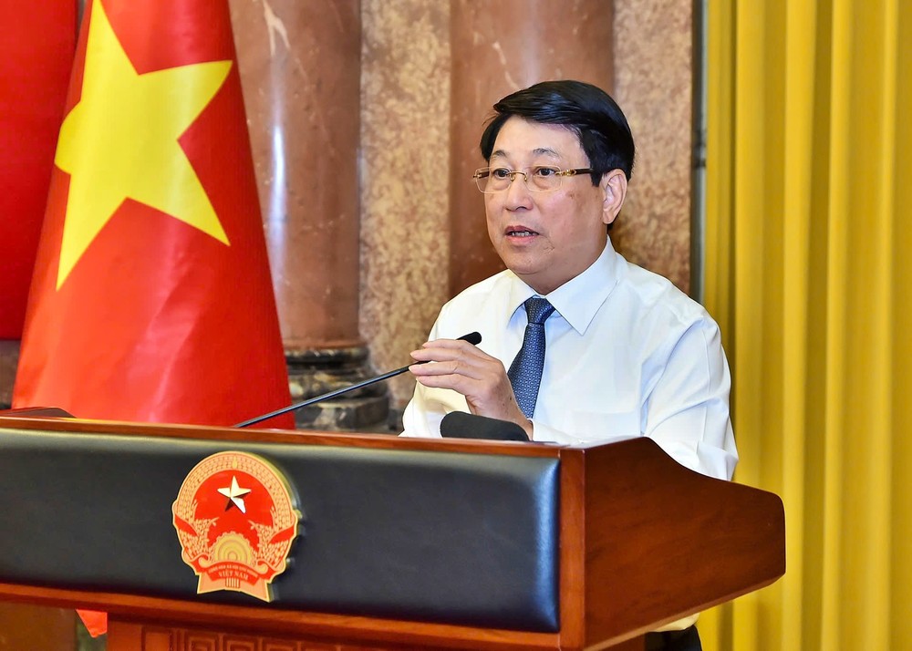 国家主席梁强在会上发表讲话。（图：人民报）