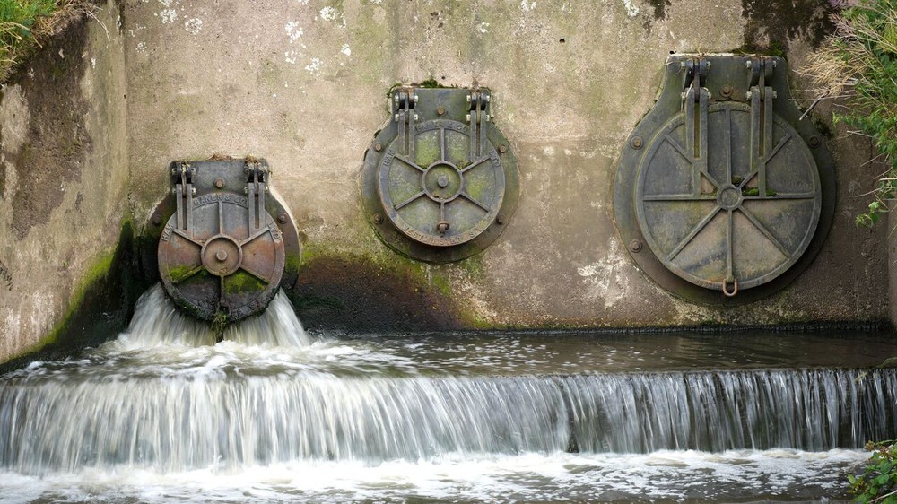 英国政府21日确认，作为对“失灵”监管体系全面改革的一部分，英国水务监管机构英国水务局(Ofwat)将被废除。（示意图：Getty Images）