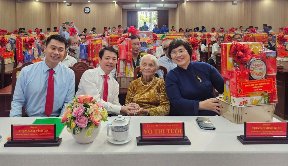 弘扬报恩答义精神