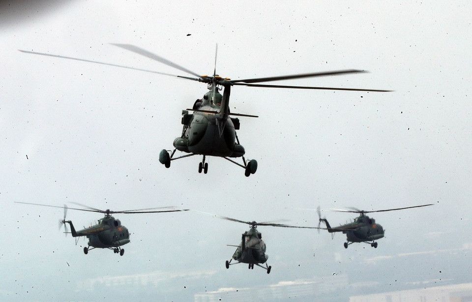 直升机训练庆祝“九·二”国庆