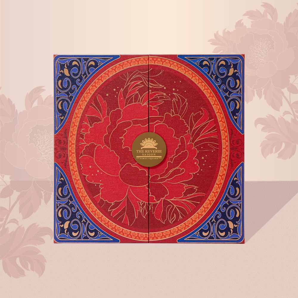 4-Cake Box - Mẫu Đơn Vọng Nguyệt - Peony_s Moonlit Dream (1).jpg