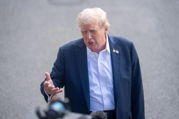 9月26日，美国总统特朗普在首都华盛顿白宫回答记者提问。（图：新华社）