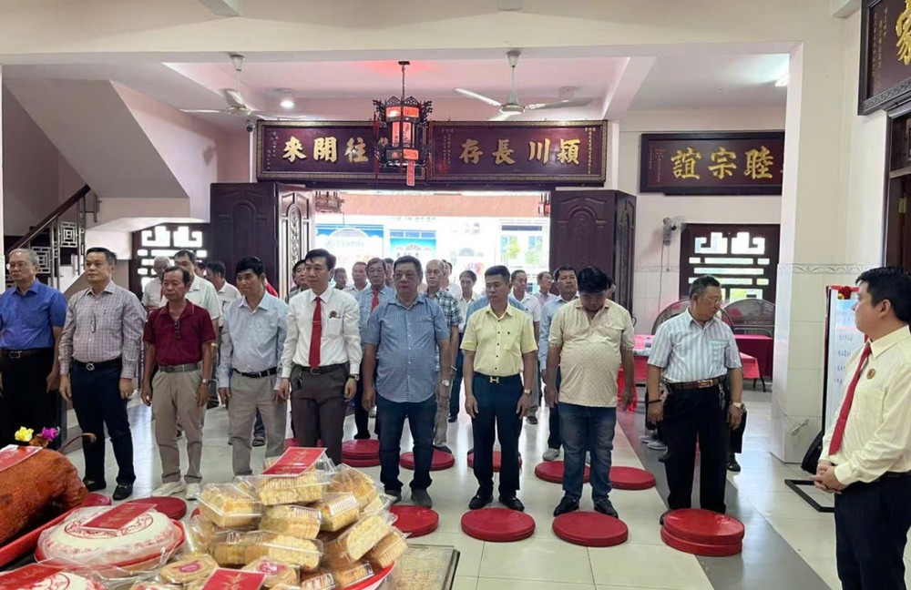 全体理事宗亲祭祖