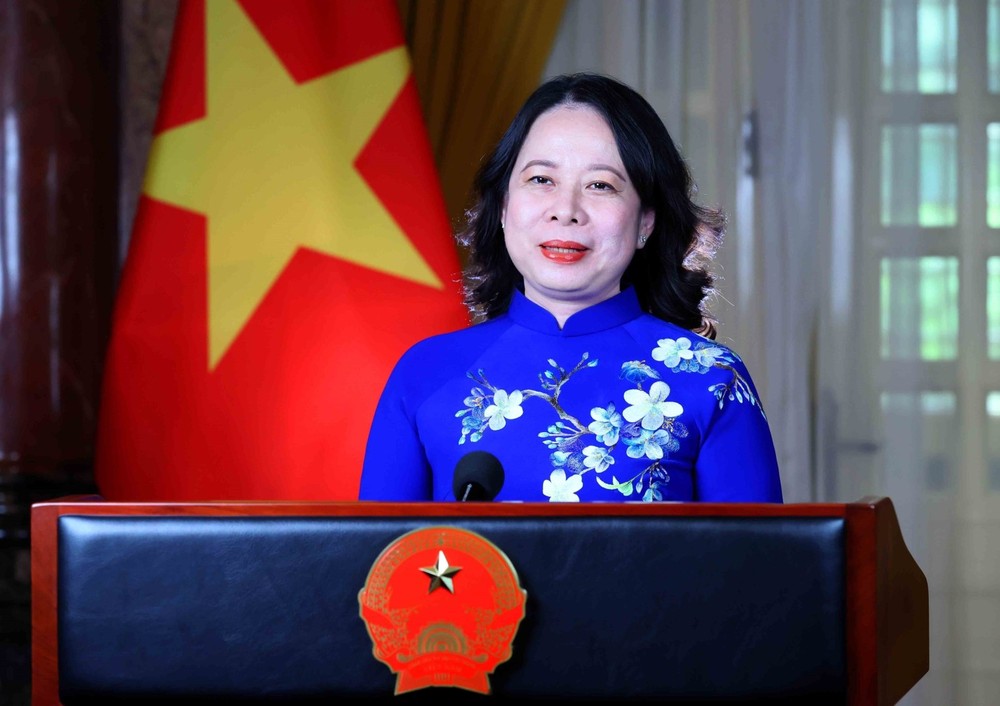 越南国家副主席武氏映春通过录制视频形式在第四届欧亚妇女论坛上发表讲话。（图：越通社）