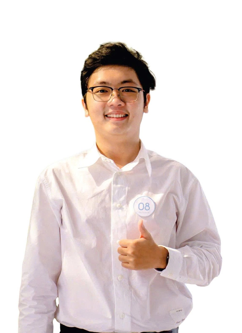 姚庆顺参加学校歌唱比赛。